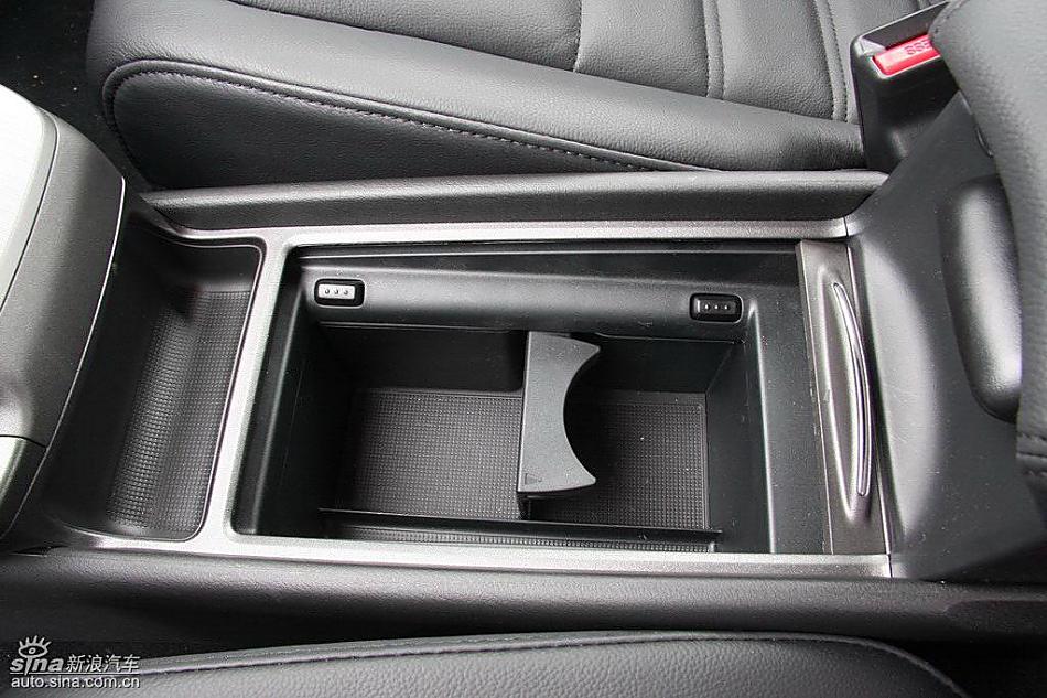 东风本田新思域试驾实拍图内饰
