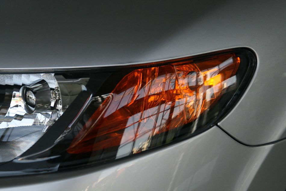 东风本田CIVIC前大灯