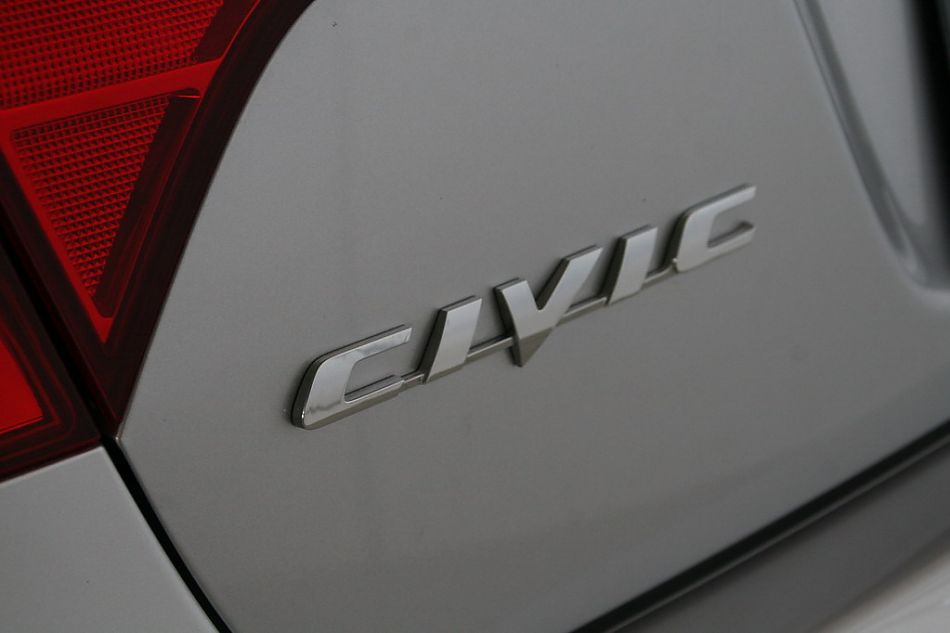 东风本田CIVIC尾部细节