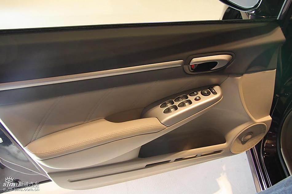 东风本田新思域上市现场内饰实拍图