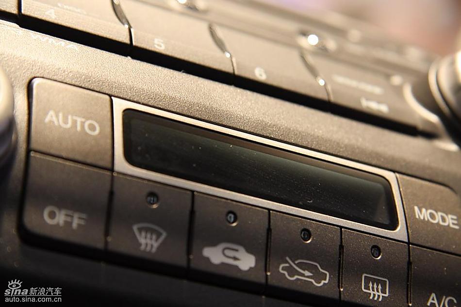 东风本田新思域上市现场内饰实拍图