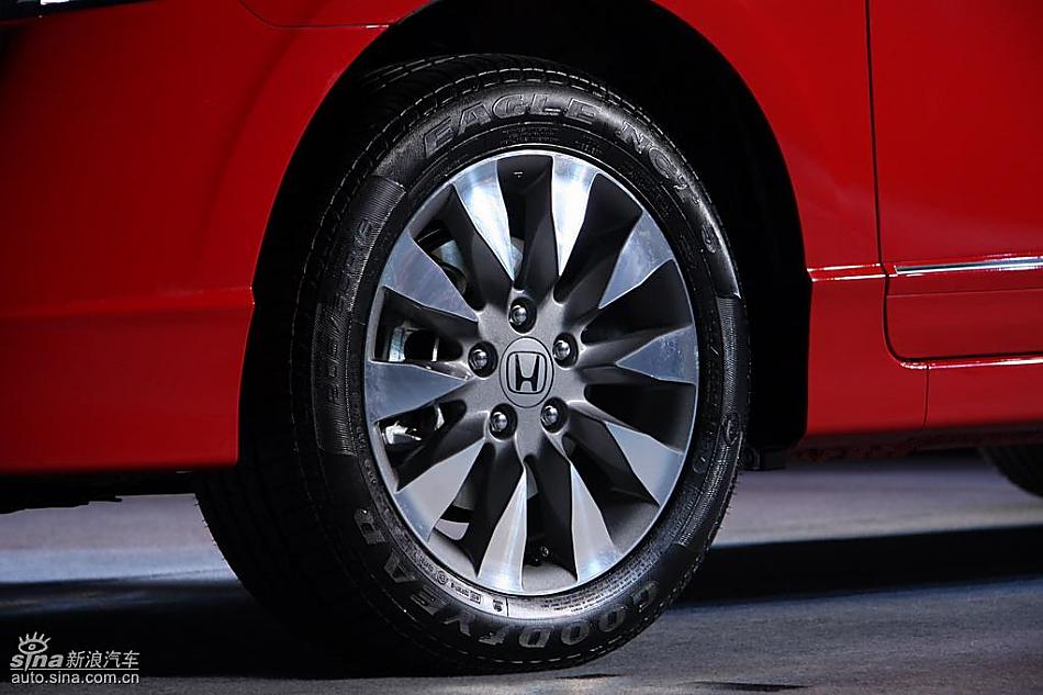 东风本田新思域上市现场实拍图