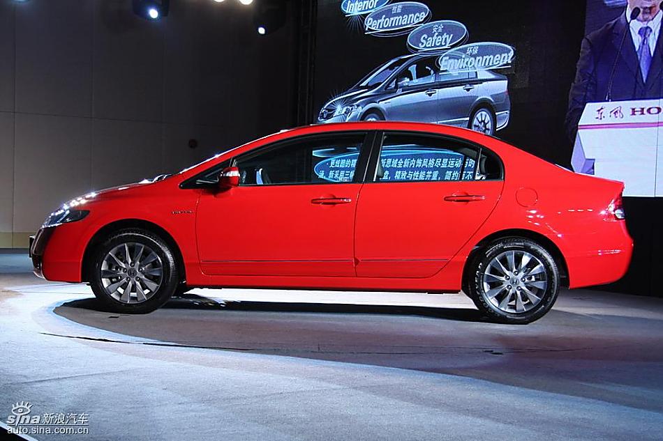 东风本田新思域上市现场实拍图