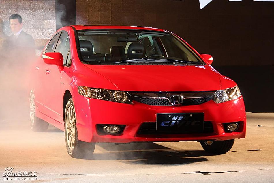 东风本田新思域上市现场实拍图