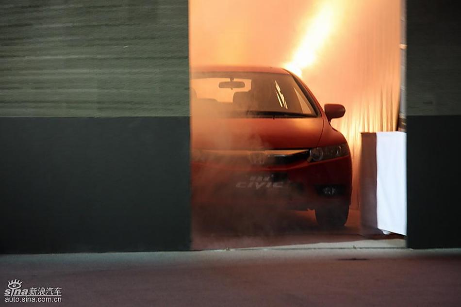 东风本田新思域上市现场实拍图
