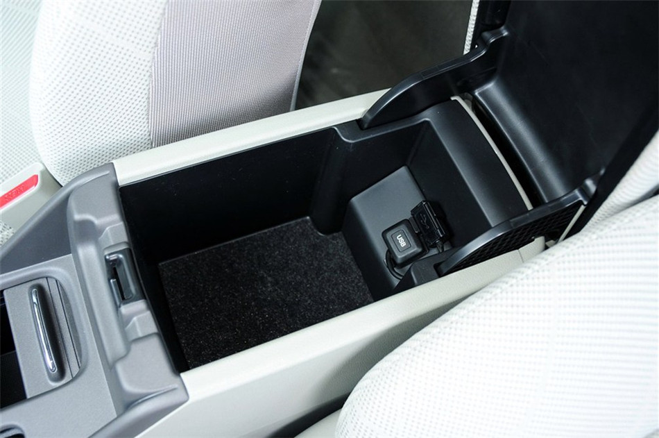 思域 2013款 十周年纪念 1.8L 自动舒适版