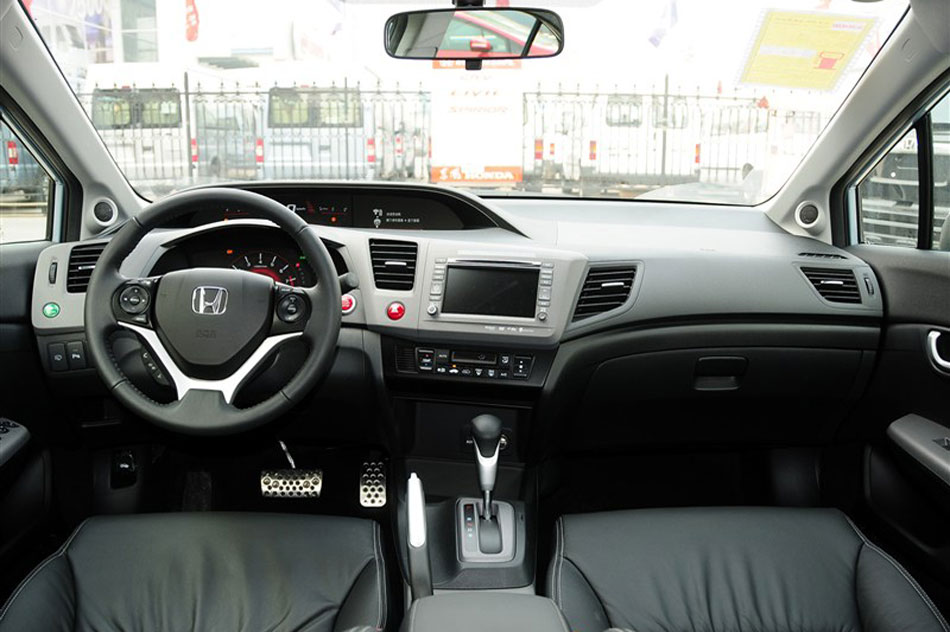 2012款思域2.0L TYPE-S自动导航版