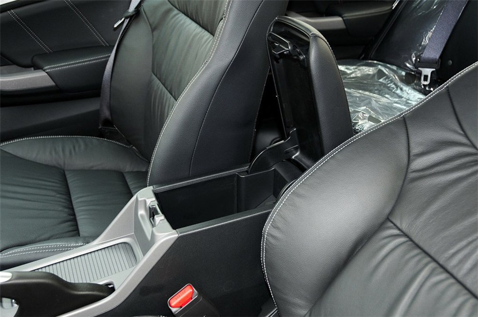 2012款思域2.0L TYPE-S自动导航版