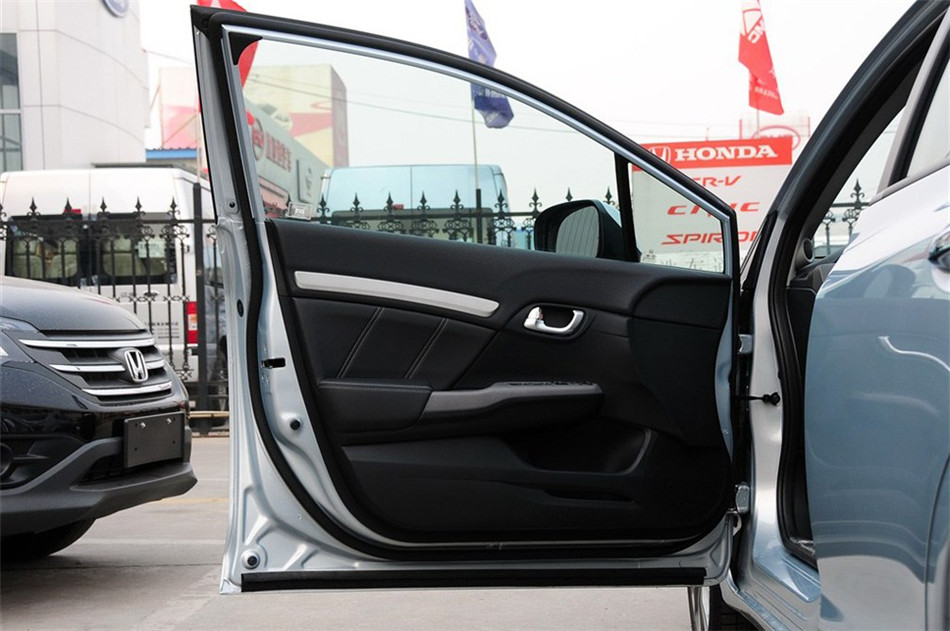 2012款思域2.0L TYPE-S自动导航版