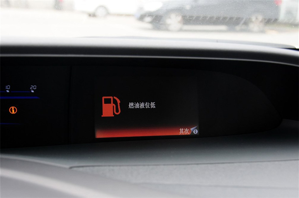 2014款 1.8L AT 经典版 内饰