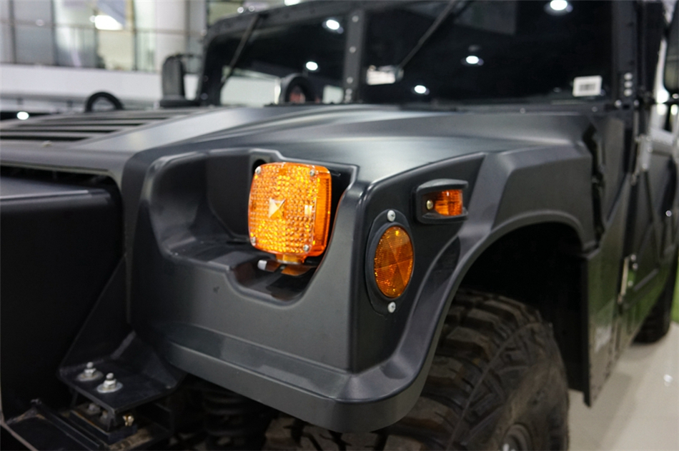 2018   Humvee C 6.2L