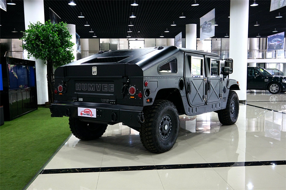 2018   Humvee C 6.2L 