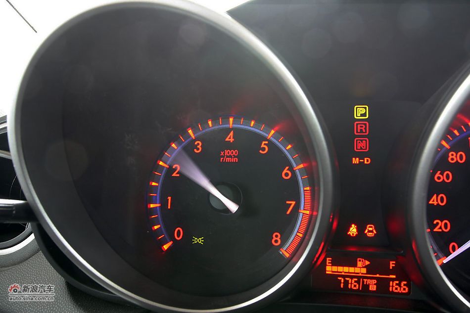 马自达3星骋内饰功能