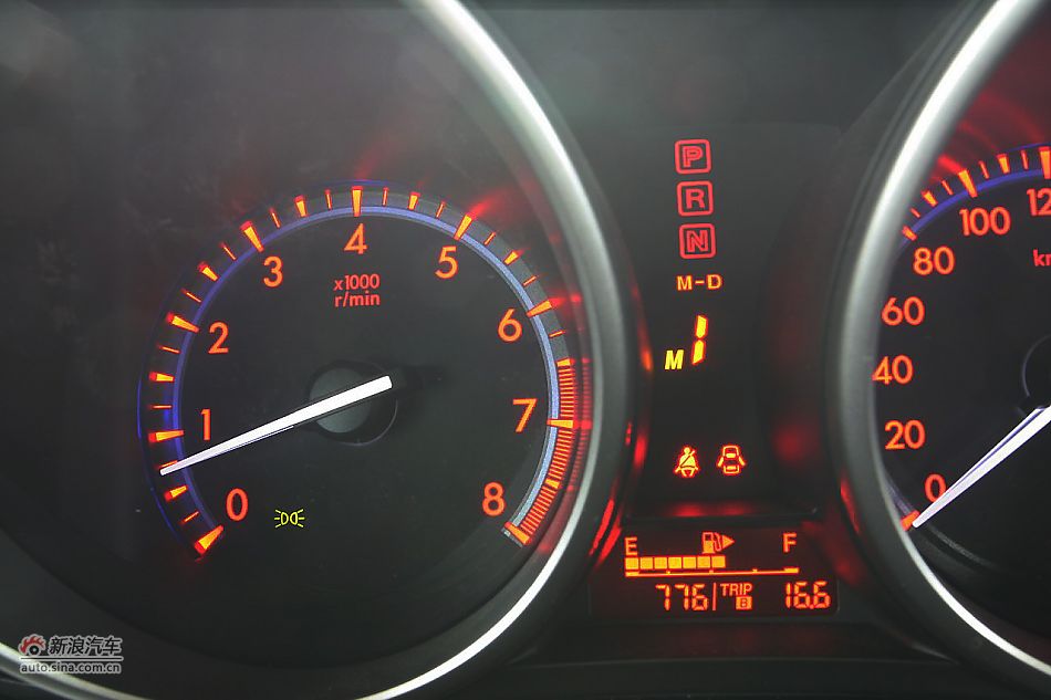 马自达3星骋内饰功能