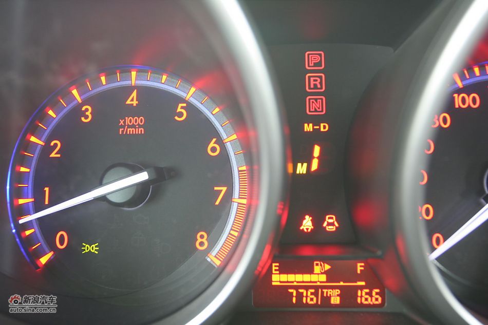 马自达3星骋内饰功能