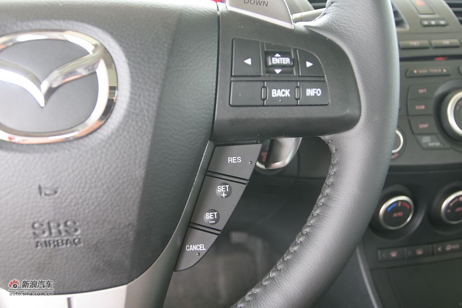 马自达3星骋内饰功能