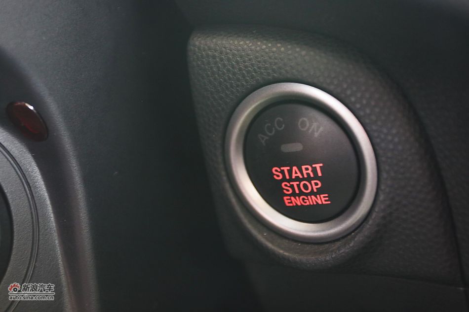 马自达3星骋内饰功能