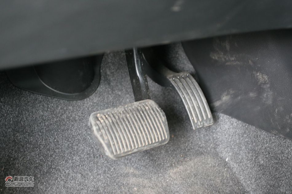 马自达3星骋内饰功能