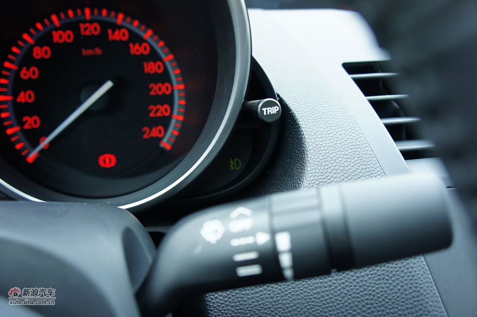 2011款马自达3星骋2.0自动