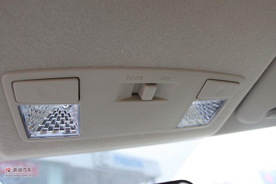 内饰部分及细节