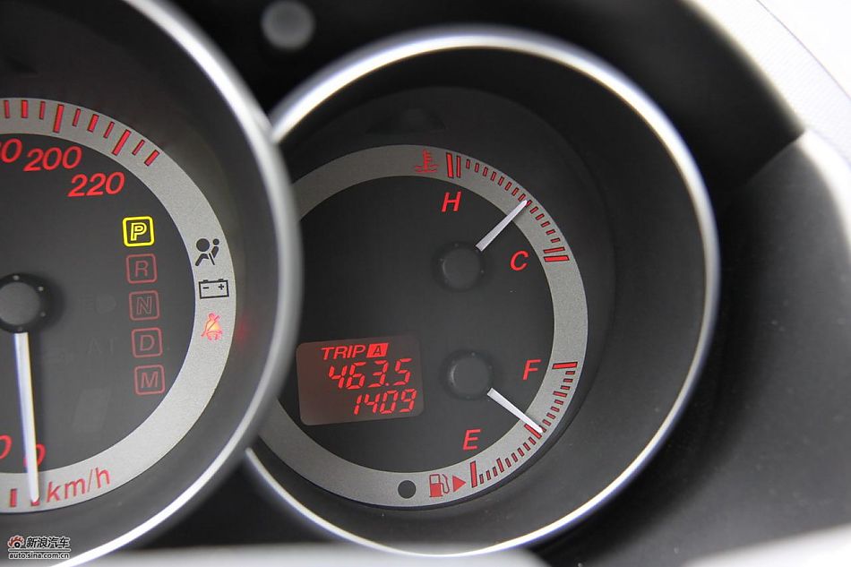 马自达3经典款内饰