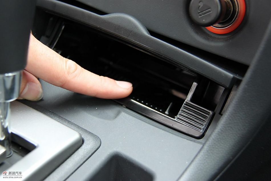 马自达3经典款内饰