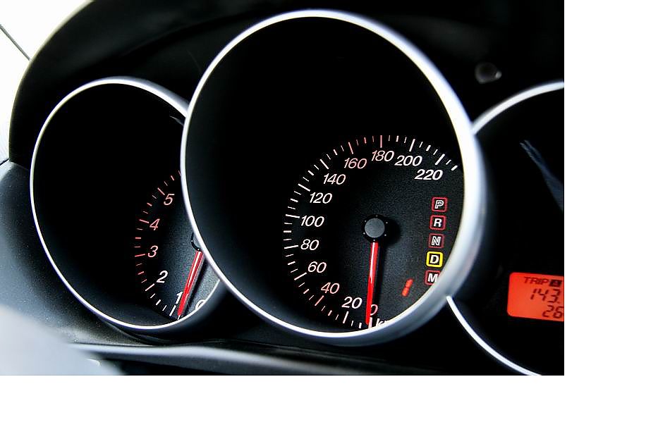 马自达3仪表盘细节