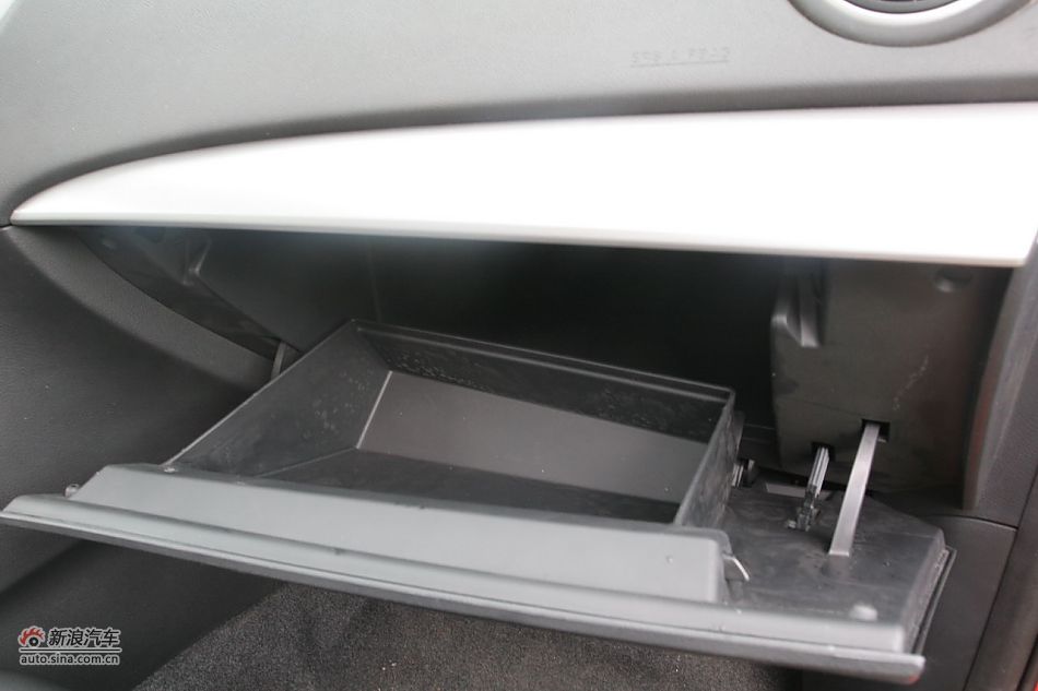 马自达3星骋座椅空间