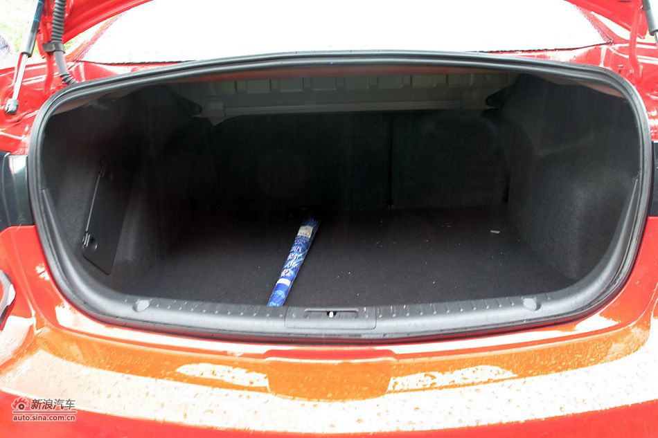 马自达3星骋座椅空间