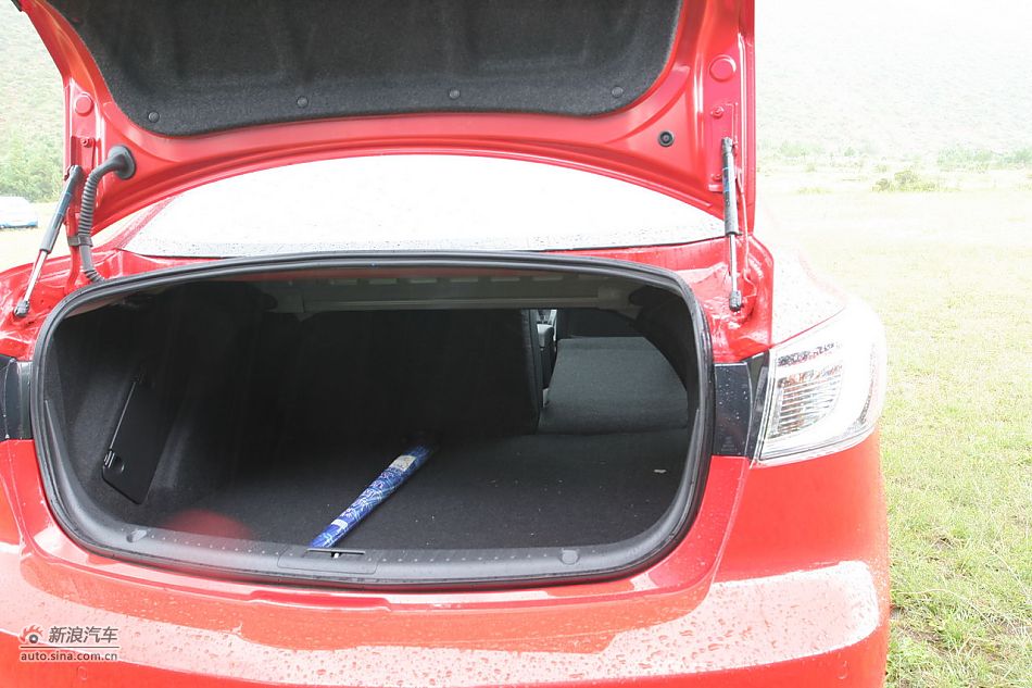 马自达3星骋座椅空间