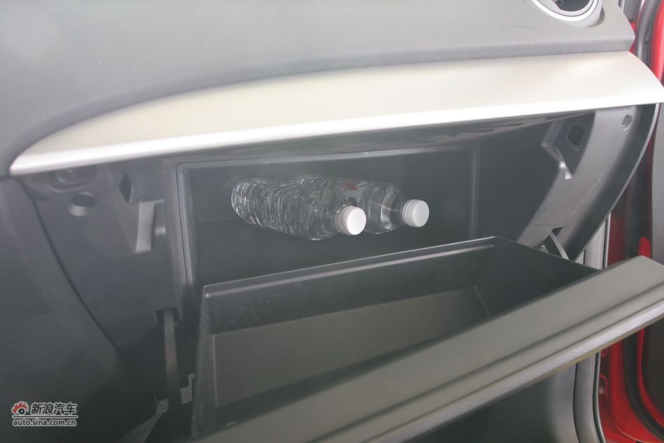 马自达3星骋座椅空间