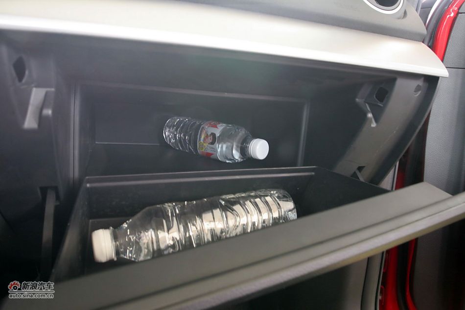 马自达3星骋座椅空间