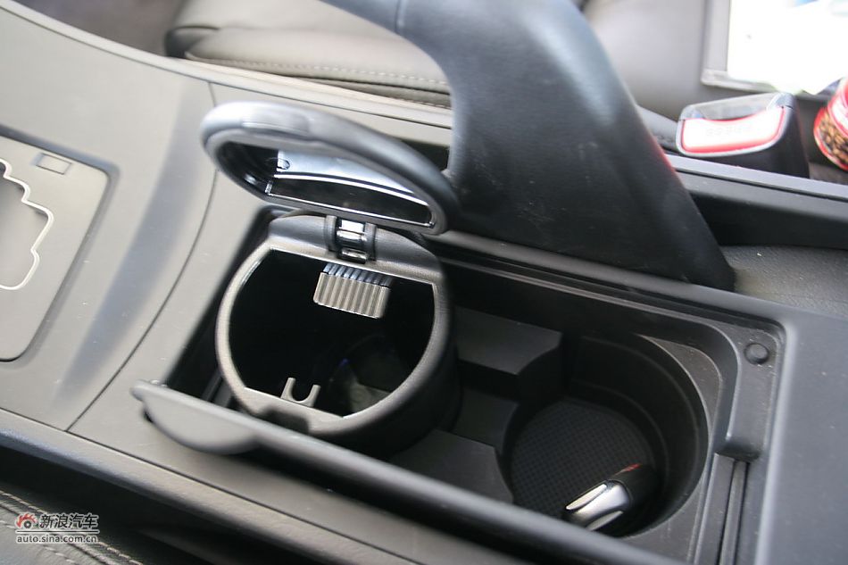 马自达3星骋座椅空间