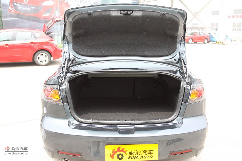 发动机、底盘悬挂及后备箱