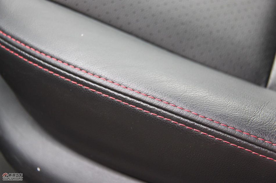 马自达3经典款内饰