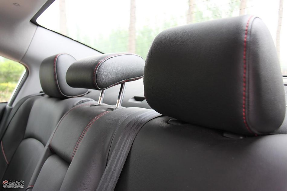 马自达3经典款内饰