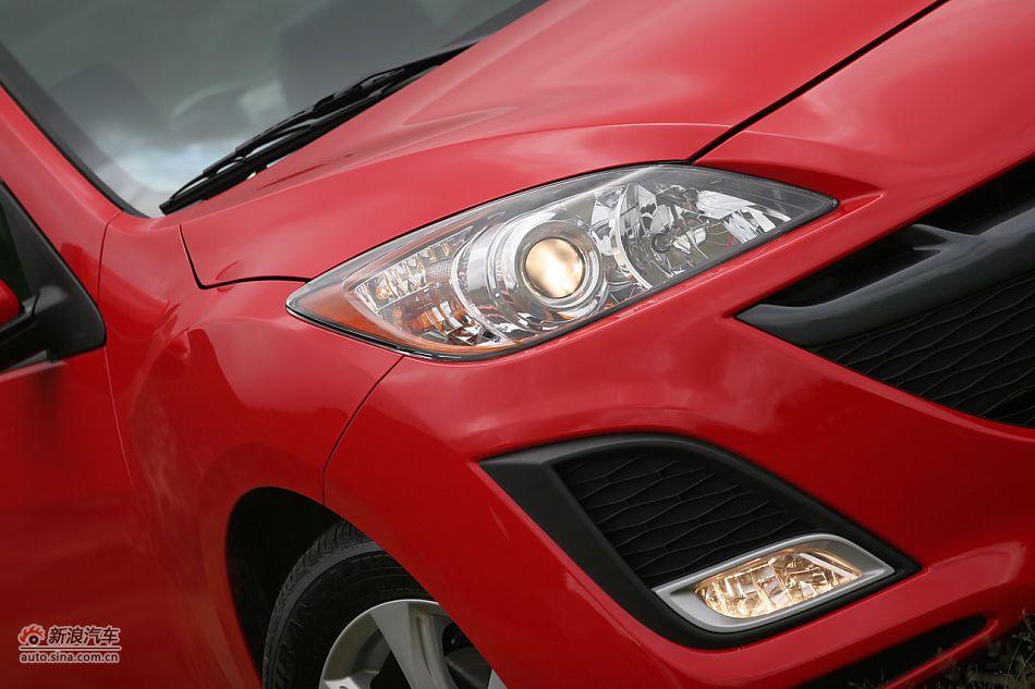 马自达3星骋外观细节
