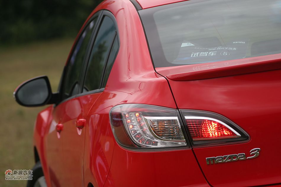 马自达3星骋外观细节