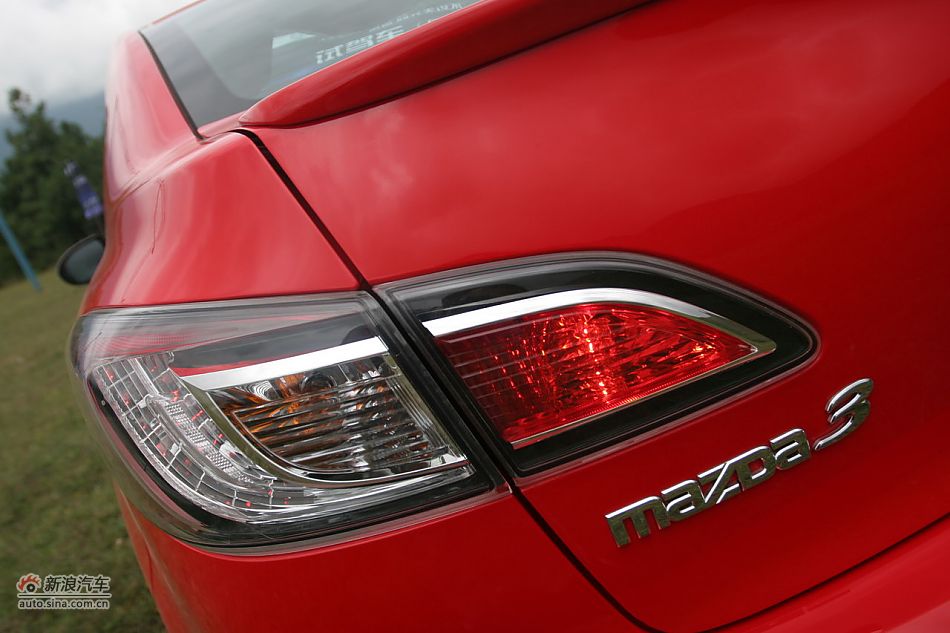 马自达3星骋外观细节