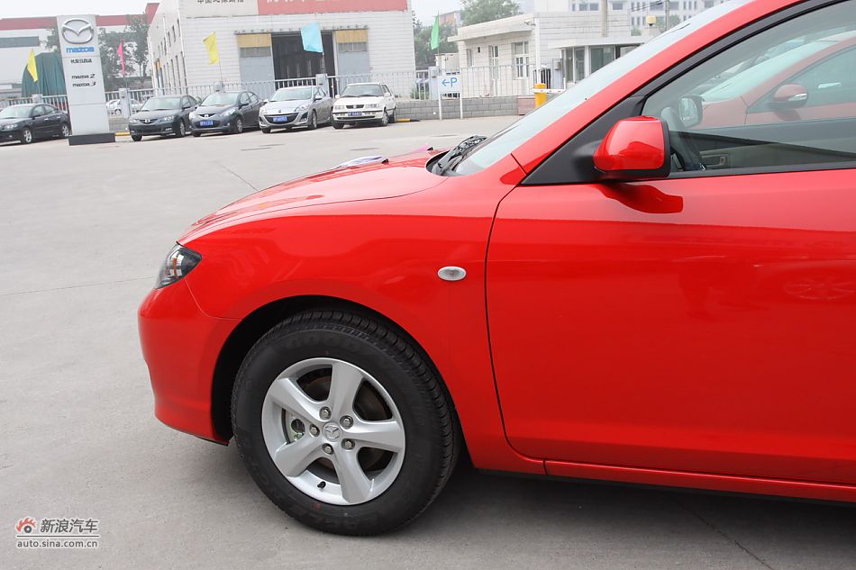 车辆外观及细节