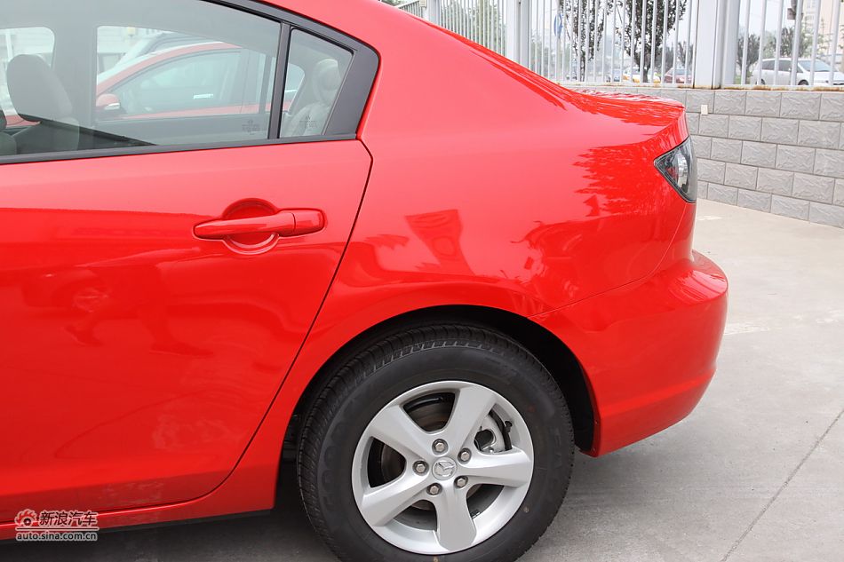 车辆外观及细节