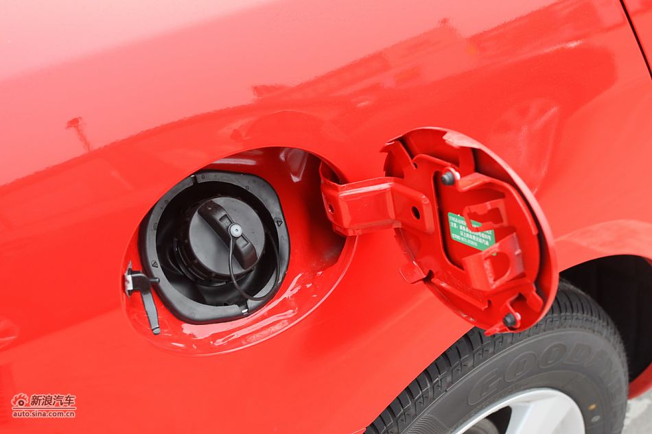 车辆外观及细节