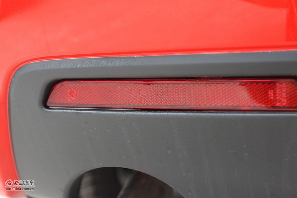 车辆外观及细节