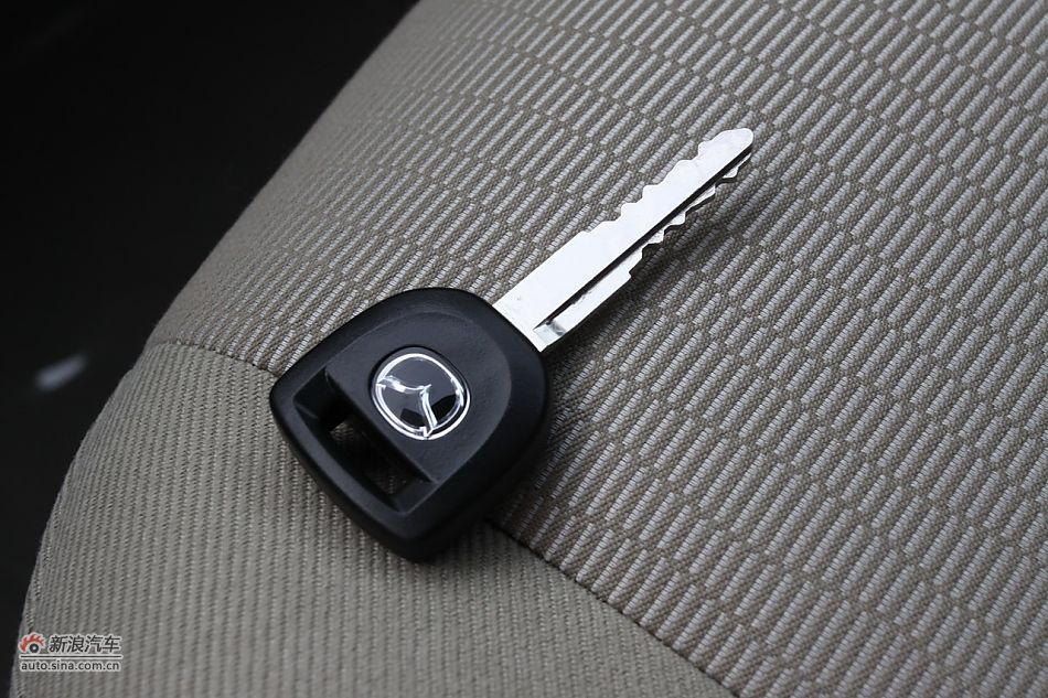 发动机、底盘悬挂及后备箱