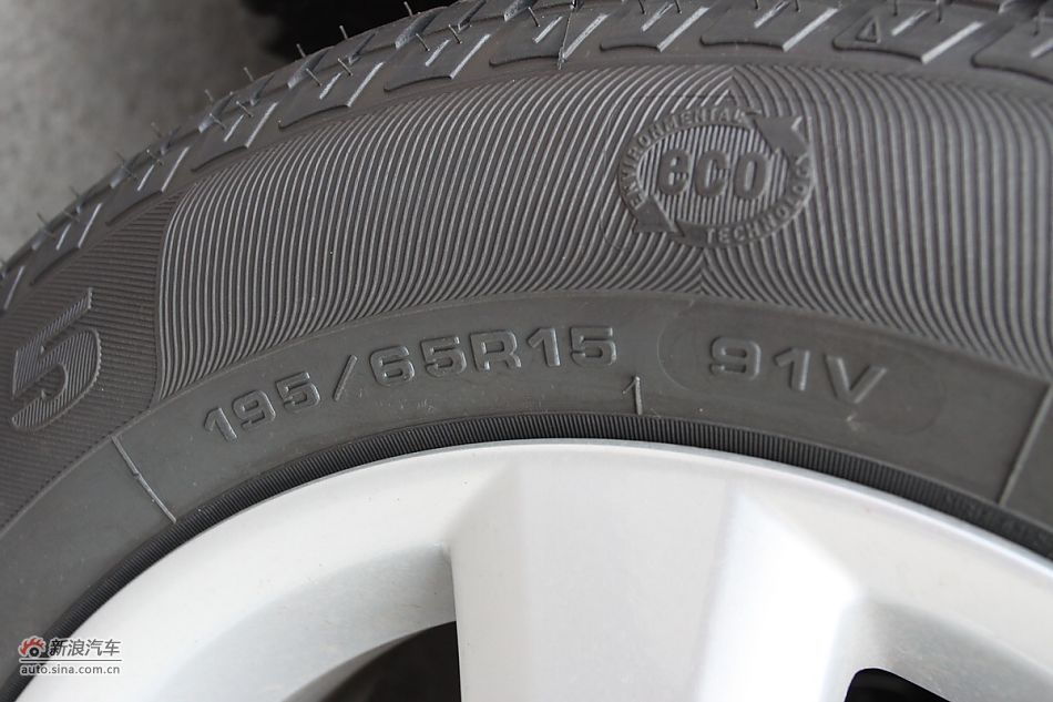 发动机、底盘悬挂及后备箱