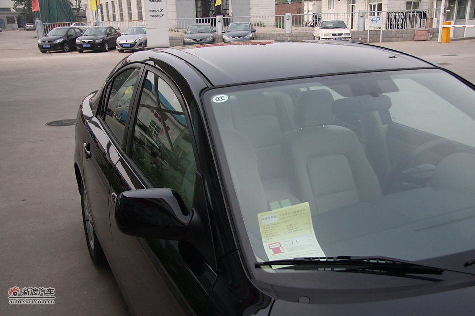 车辆外观及细节