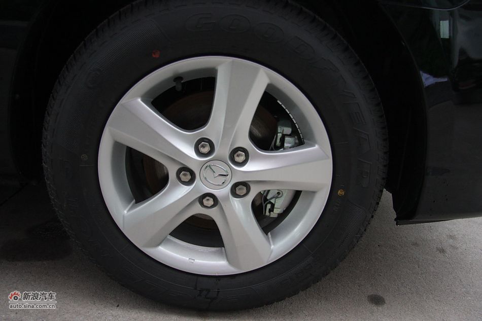 车辆外观及细节