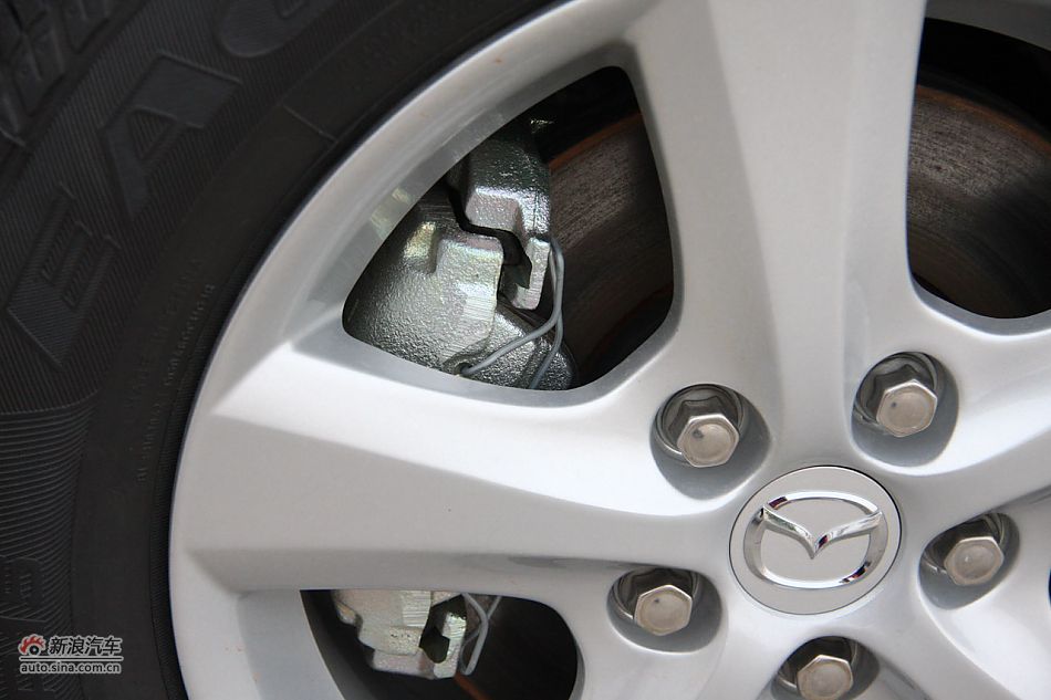 发动机、底盘悬挂及后备箱