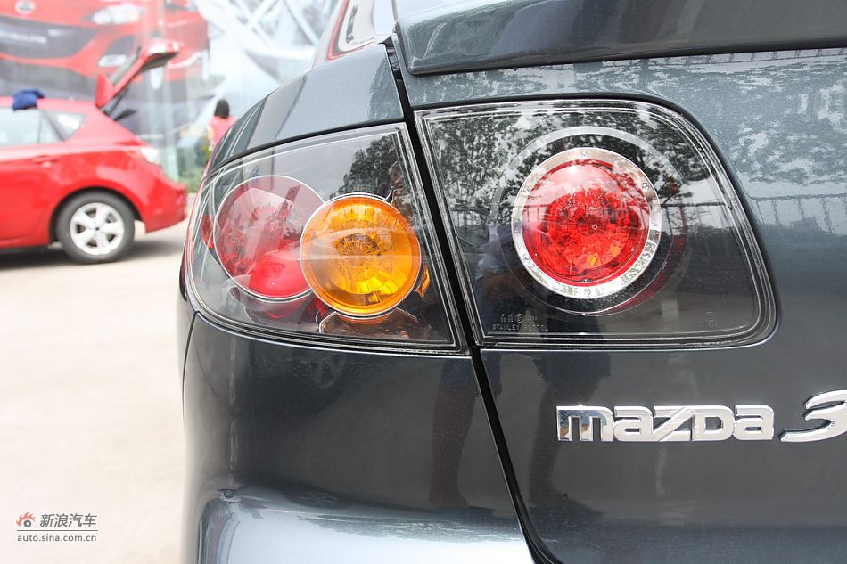 车辆外观及细节