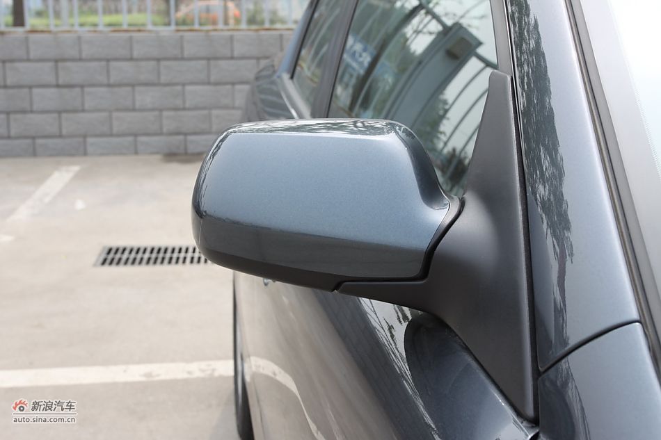 车辆外观及细节